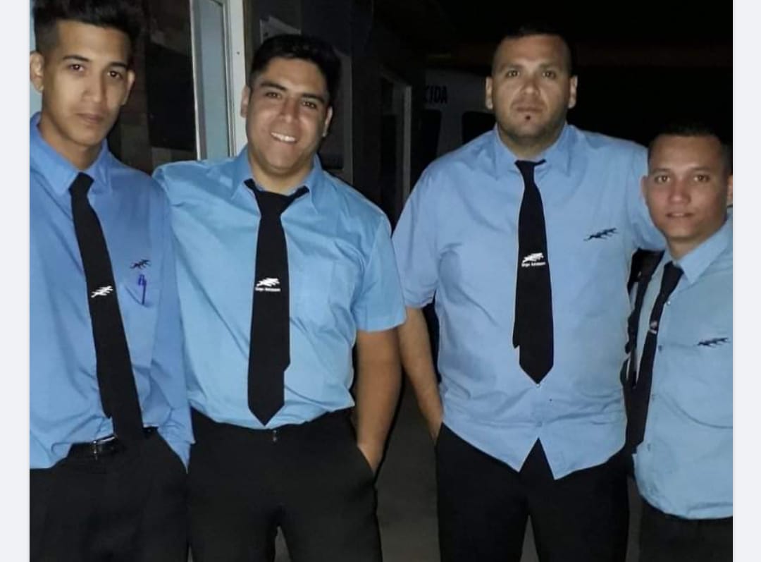 Asociados de Mutual Red Federal disfrutando los beneficios
